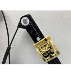 Leve vitre electrique avant droit AUDI Q2 Photo n°1