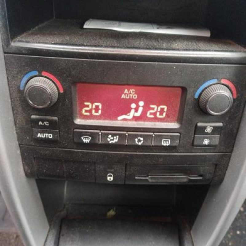 Boitier BSI PEUGEOT 207 Photo n°6