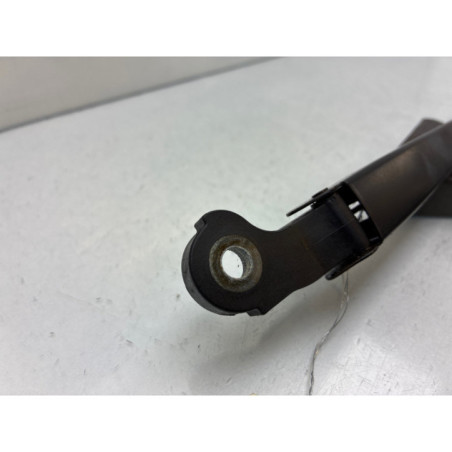 Bras essuie glace arriere VOLKSWAGEN TOURAN 1