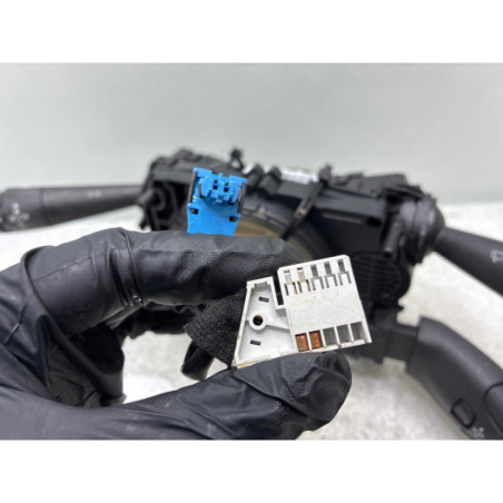 Com (Bloc Contacteur Tournant+Commodo Essuie Glace+Commodo Phare) CITROEN C3 2