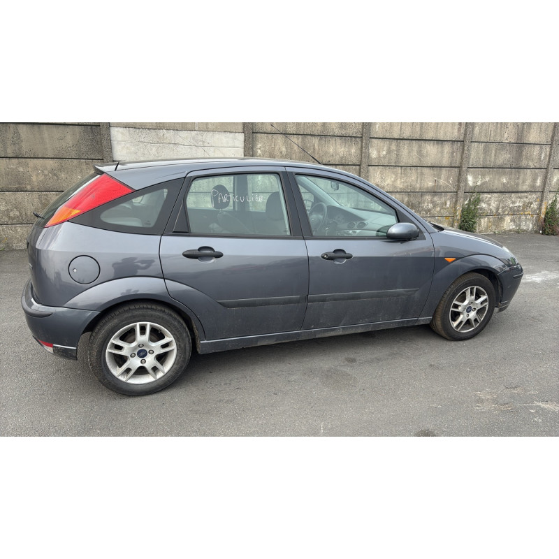 Feu arriere principal droit (feux) FORD FOCUS 1 Photo n°10