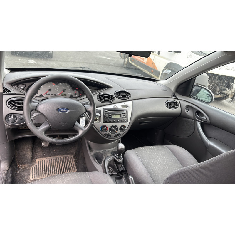 Feu arriere principal droit (feux) FORD FOCUS 1 Photo n°15