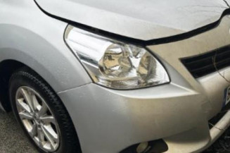 Bras essuie glace avant droit TOYOTA VERSO