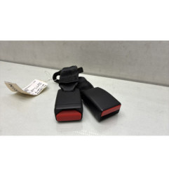 Attache ceinture arriere droit PEUGEOT 208 1 Photo n°1