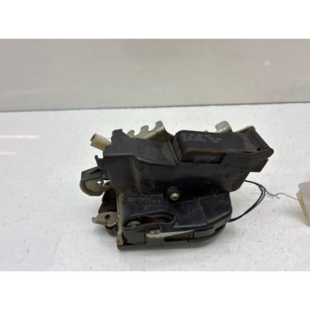 Serrure avant droit MERCEDES VITO 639