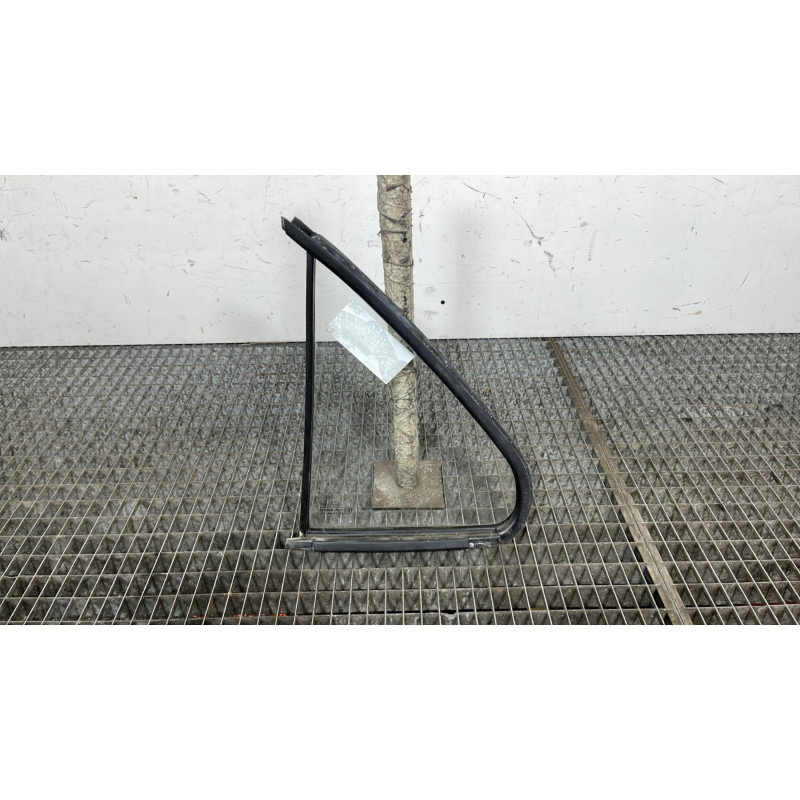 Custode arriere droit (porte) PEUGEOT 306 Photo n°4