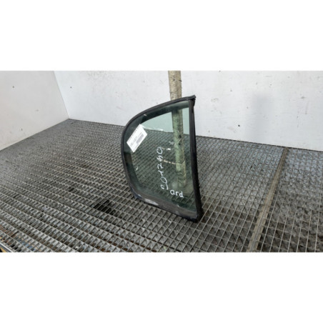 Custode arriere droit (porte) NISSAN ALMERA 2 Photo n°1