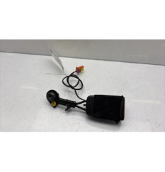 Attache ceinture arriere droit OPEL MERIVA B Photo n°1