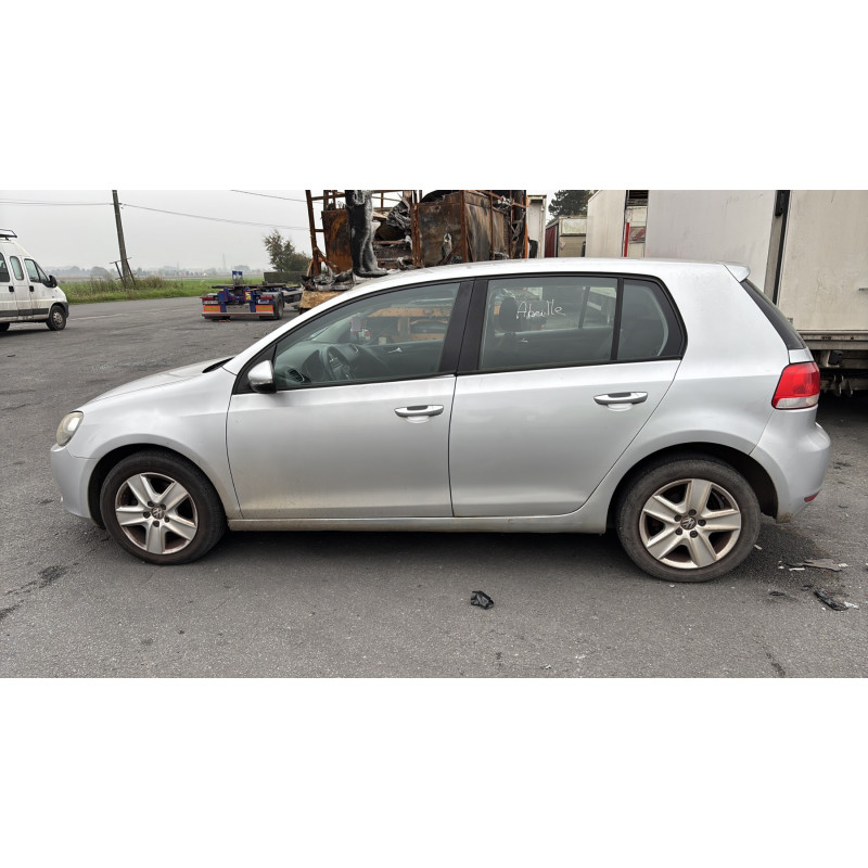 Feu arriere secondaire droit (feux) VOLKSWAGEN GOLF 6 Photo n°10