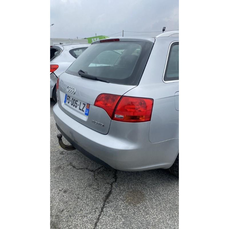Feu arriere secondaire droit (feux) AUDI A4 2 Photo n°6