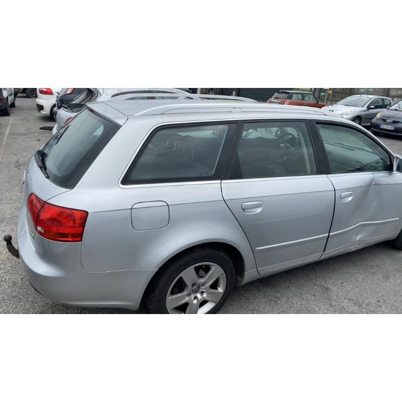 Feu arriere secondaire droit (feux) AUDI A4 2 Photo n°7