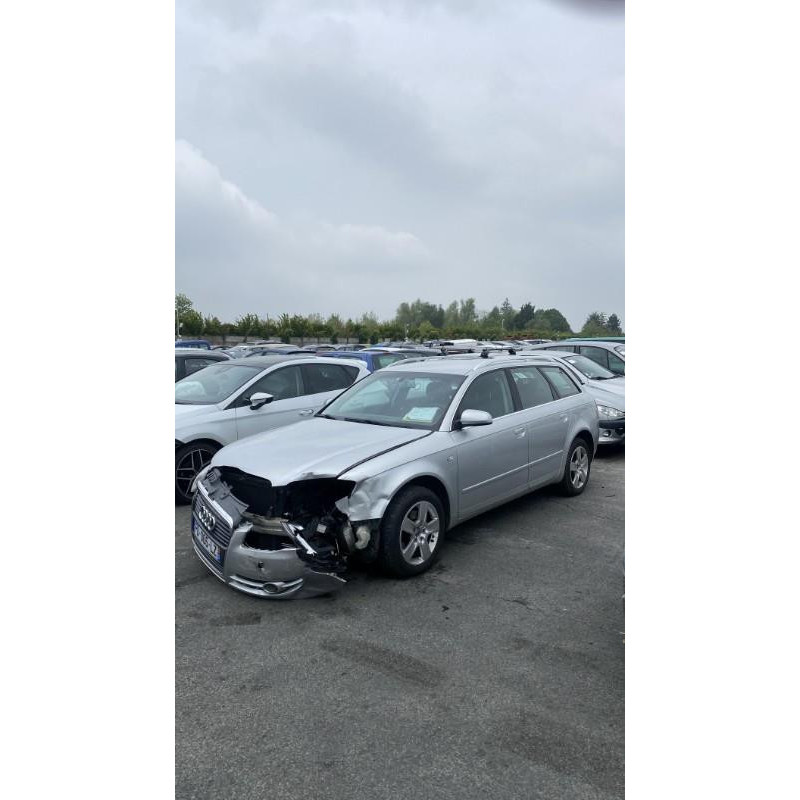Feu arriere secondaire droit (feux) AUDI A4 2 Photo n°8