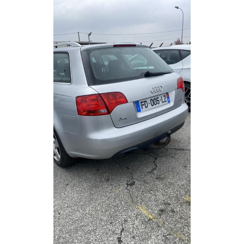 Feu arriere secondaire droit (feux) AUDI A4 2 Photo n°12