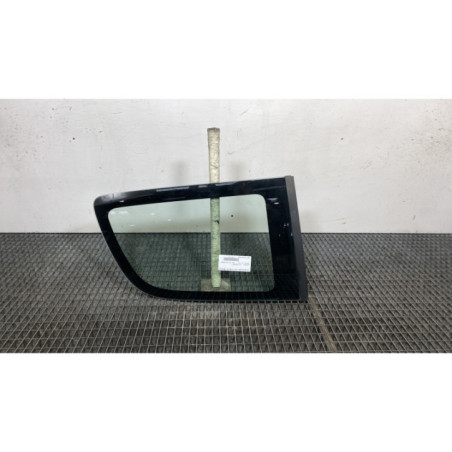 Custode arriere droit SUZUKI SWIFT 3 Photo n°1