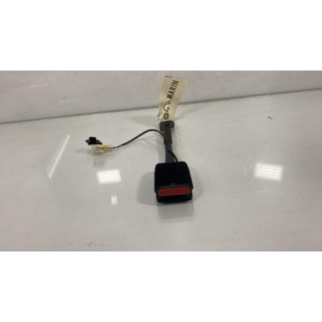 Attache ceinture avant gauche PEUGEOT 508 1 SW Photo n°1