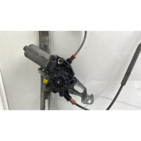 Leve vitre electrique avant gauche PEUGEOT 206 Photo n°1