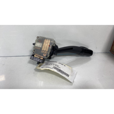 Commodo phare KIA CARENS 3