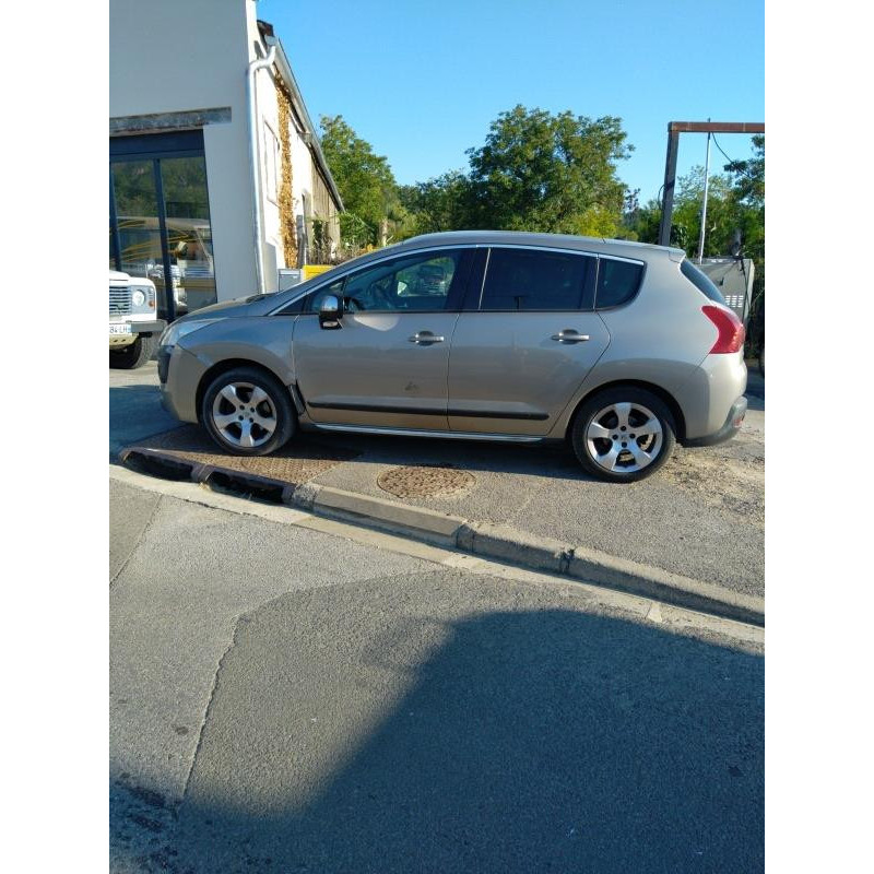 Feu arriere secondaire gauche (feux) PEUGEOT 3008 1 Photo n°8