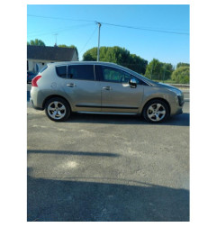 Feu arriere secondaire gauche (feux) PEUGEOT 3008 1