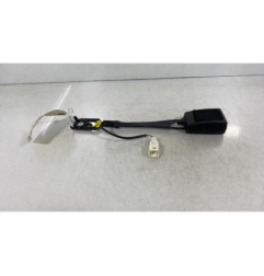 Attache ceinture avant droit PEUGEOT 5008 1