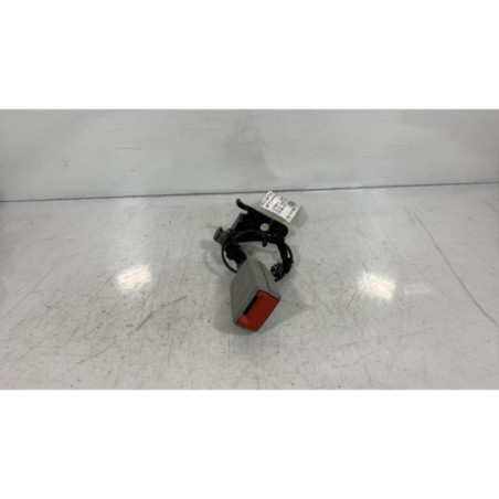 Attache ceinture arriere droit CITROEN C5 2