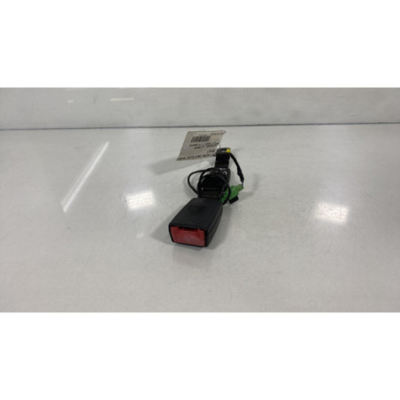 Attache ceinture avant droit VOLKSWAGEN POLO 5