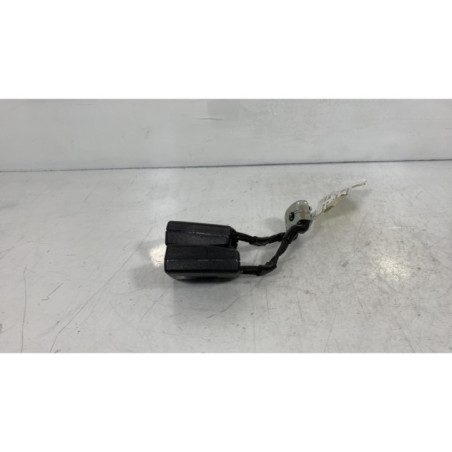 Attache ceinture arriere gauche VOLKSWAGEN POLO 5 Photo n°1