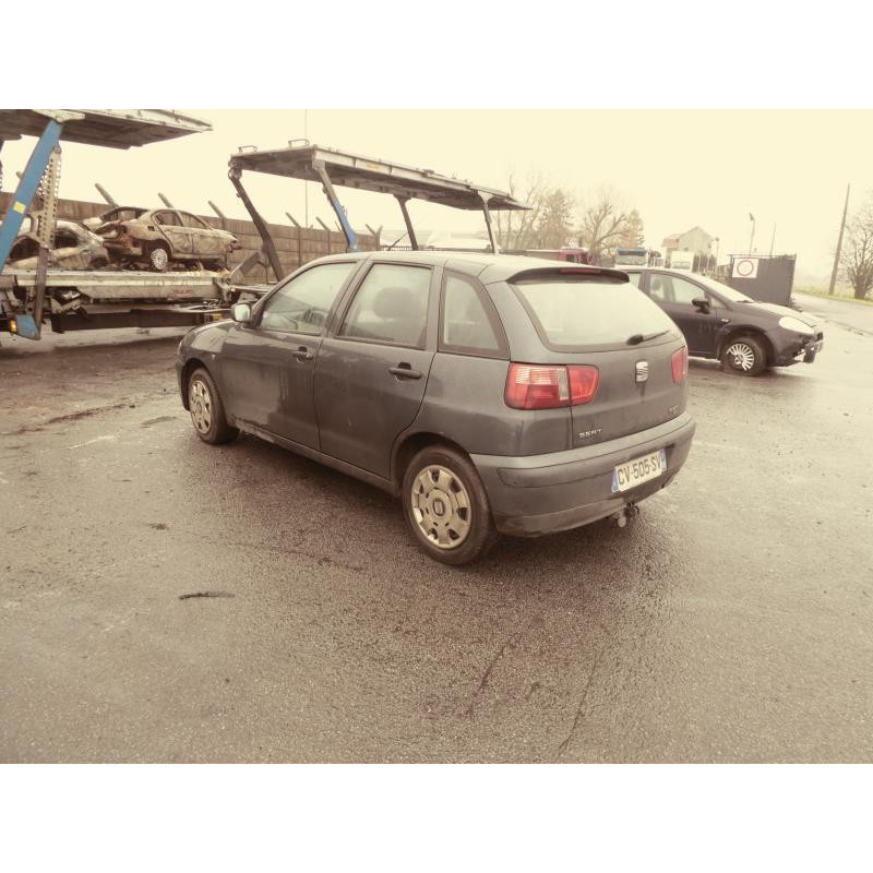 Feu arriere secondaire droit (feux) SEAT IBIZA 2 Photo n°14