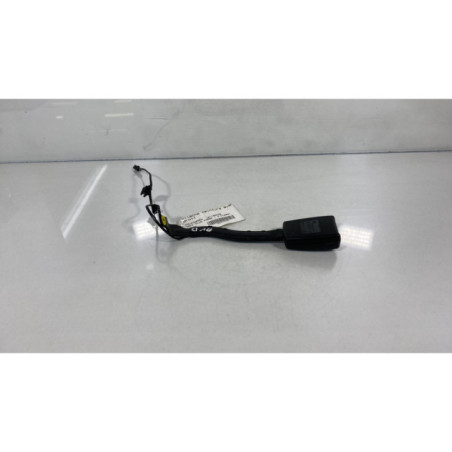 Attache ceinture avant droit VOLKSWAGEN GOLF PLUS