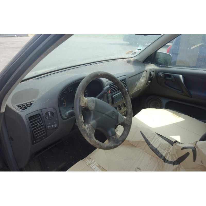 Feu arriere principal gauche (feux) VOLKSWAGEN POLO 3 Photo n°8