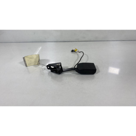 Attache ceinture arriere gauche PEUGEOT 308 1 Photo n°1