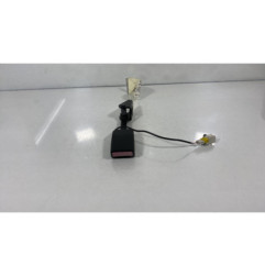 Attache ceinture arriere gauche PEUGEOT 308 1