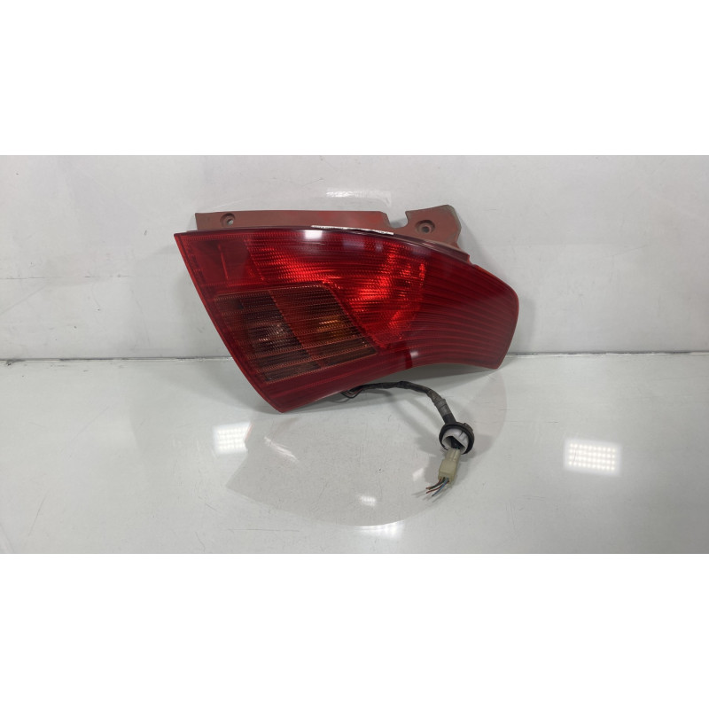 Feu arriere principal droit (feux) SUZUKI SWIFT 3 Photo n°3
