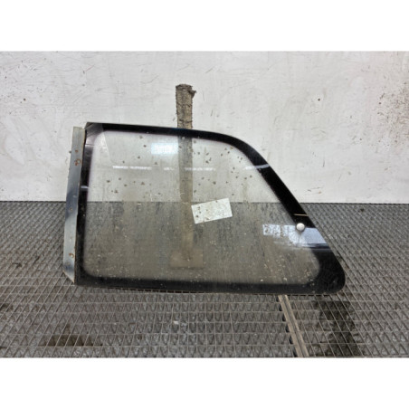 Custode arriere gauche PEUGEOT 309