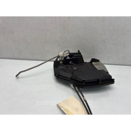 Serrure avant droit SUZUKI SWIFT 3