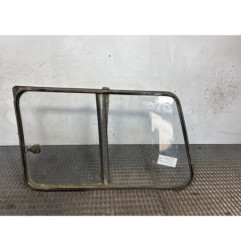 Custode arriere droit MITSUBISHI PAJERO 2