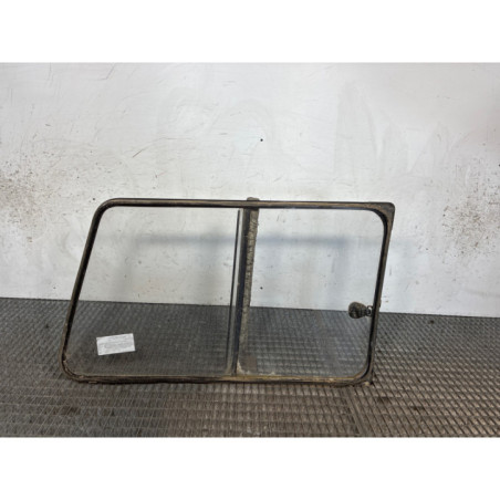 Custode arriere gauche MITSUBISHI PAJERO 2