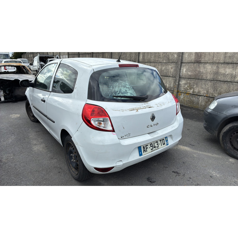Custode arriere droit RENAULT CLIO 3 Photo n°7