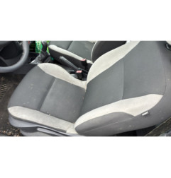 Custode arriere droit RENAULT CLIO 3
