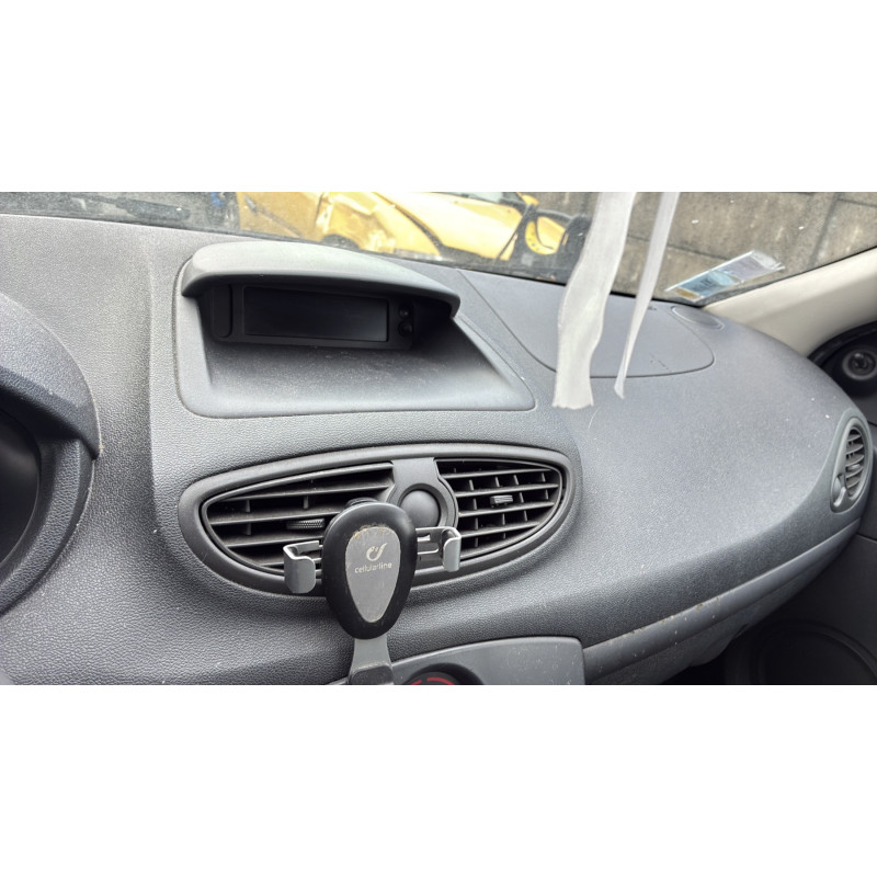 Custode arriere droit RENAULT CLIO 3 Photo n°19