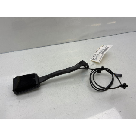 Attache ceinture avant gauche VOLKSWAGEN PASSAT 6 Photo n°1
