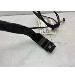 Attache ceinture avant gauche VOLKSWAGEN PASSAT 6