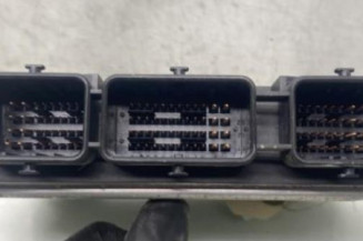 Calculateur moteur PEUGEOT 407