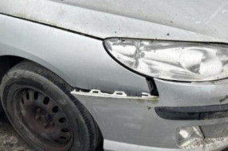 Calculateur moteur PEUGEOT 407