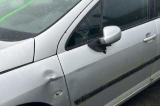 Calculateur moteur PEUGEOT 407