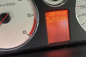 Calculateur moteur PEUGEOT 407