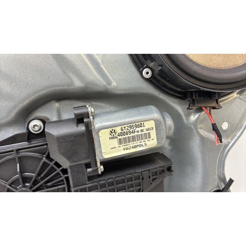 Leve vitre electrique avant droit VOLKSWAGEN POLO 4 Photo n°5