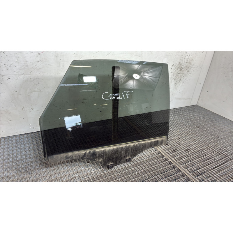 Vitre arriere droit CITROEN C4 PICASSO 2 Photo n°3