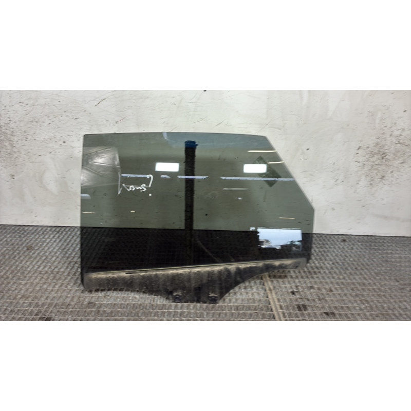 Vitre arriere gauche CITROEN C4 PICASSO 2 Photo n°1