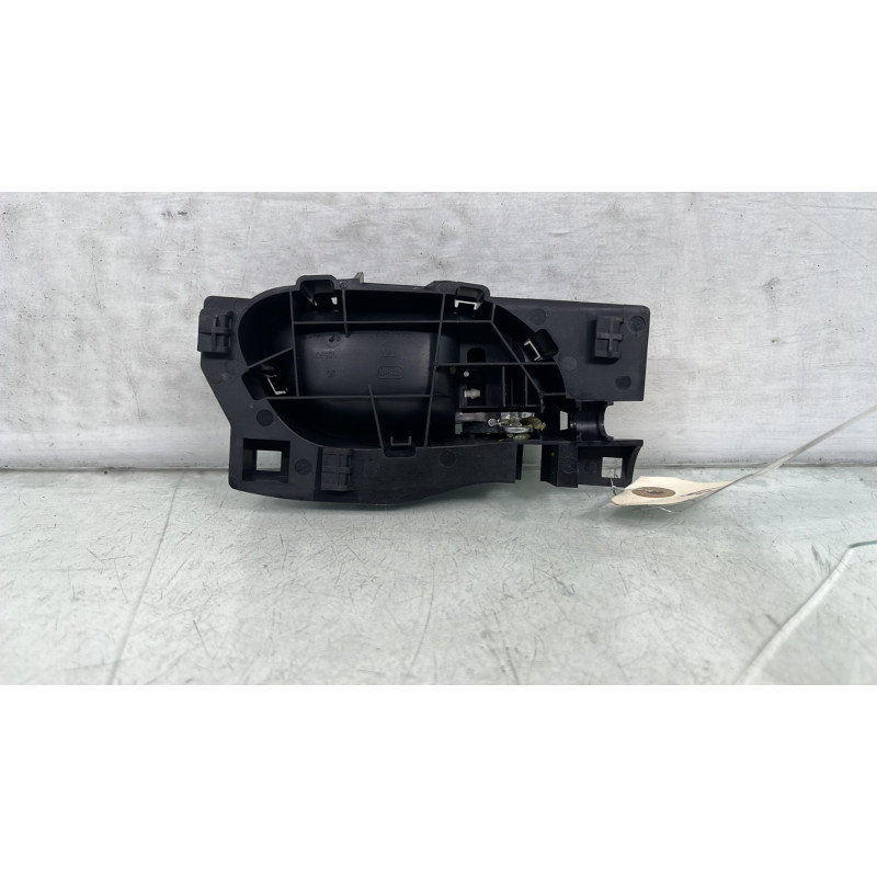 Poignee interieur arriere gauche CITROEN C4 PICASSO 2 Photo n°2
